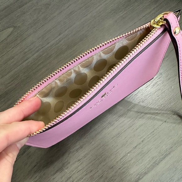 Kate Spade Wristlet - Picture 2 of 2